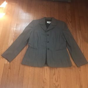 A women’s blazer and pant set